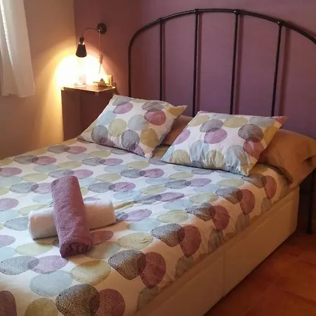 Hauzify I Apartament Gis Apartment *